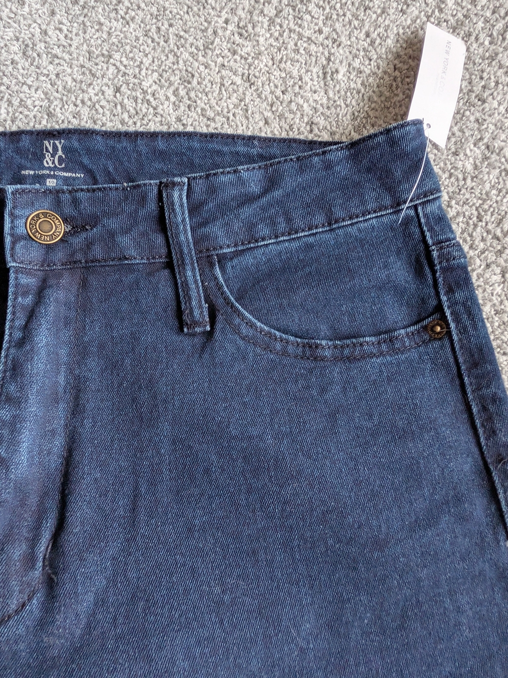 🌼B2G1🌼 New York & Company Dark Wash Wide Leg Cuffed Jeans Size 10 NWT - Picture 3 of 7